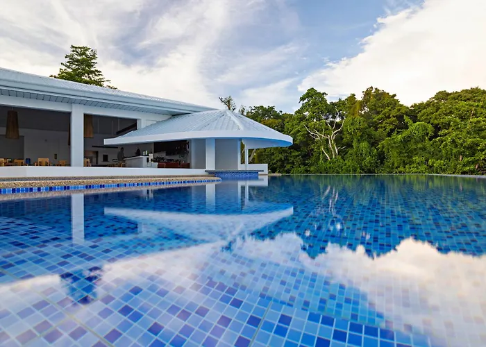 Dive Spot And Brumini Resort