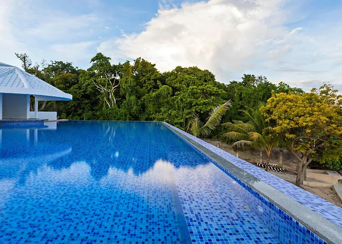 Resort Dive Spot And Brumini Boljoon